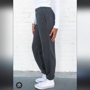 Brandy Melville Rosa Grey Sweatpants One Size New Without Tags Sold Out Online